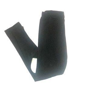 Adorable Leggings With Heart Knees